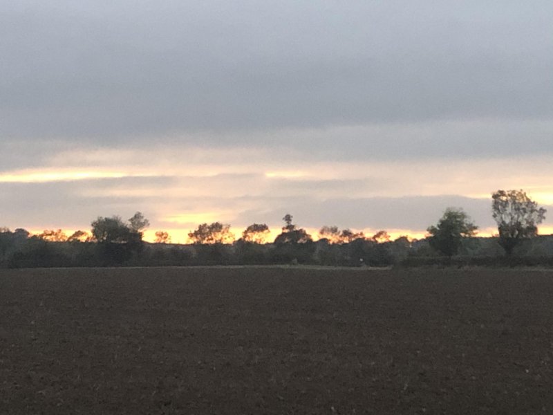 Sunset over the Lincolnshire Wolds 18:13 BST #aDayInTheLife